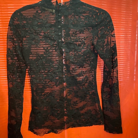 Limited edition Nicki Minaj black lace top - Picture 3 of 3